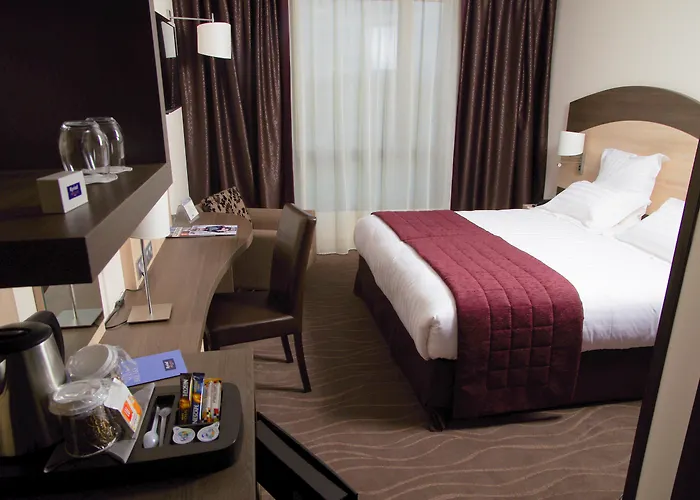 Kyriad Prestige Lyon Est - Saint Priest Eurexpo Hotel&SPA
